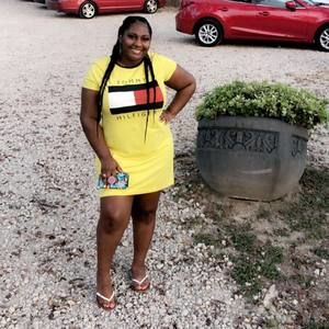 Meet your Posher, Kayla